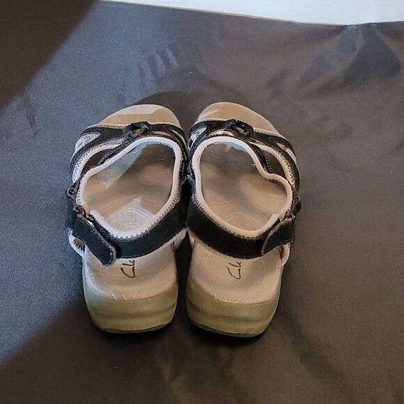 CLARKS IN MOTION COMFORT WALKING WOMEN"S SANDAL - Picture 7 of 12